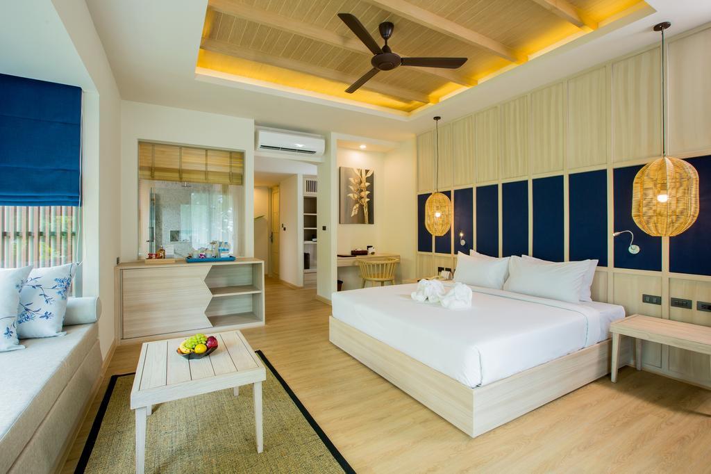 Deluxe Doppel-/Zweibettzimmer mit Zugang zum Pool